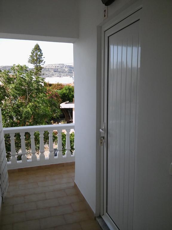 Maria Studios And Apartments شاراكي المظهر الخارجي الصورة